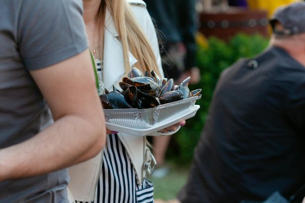 What Factors Contribute to a Slim and Efficient Kitchen Design in the UK?